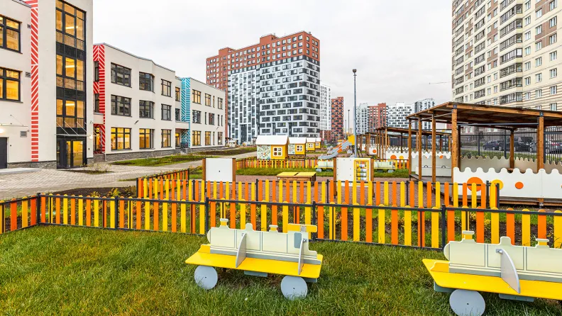 Игровые и спортивные площадки детсада ЖК «Мурино Space»