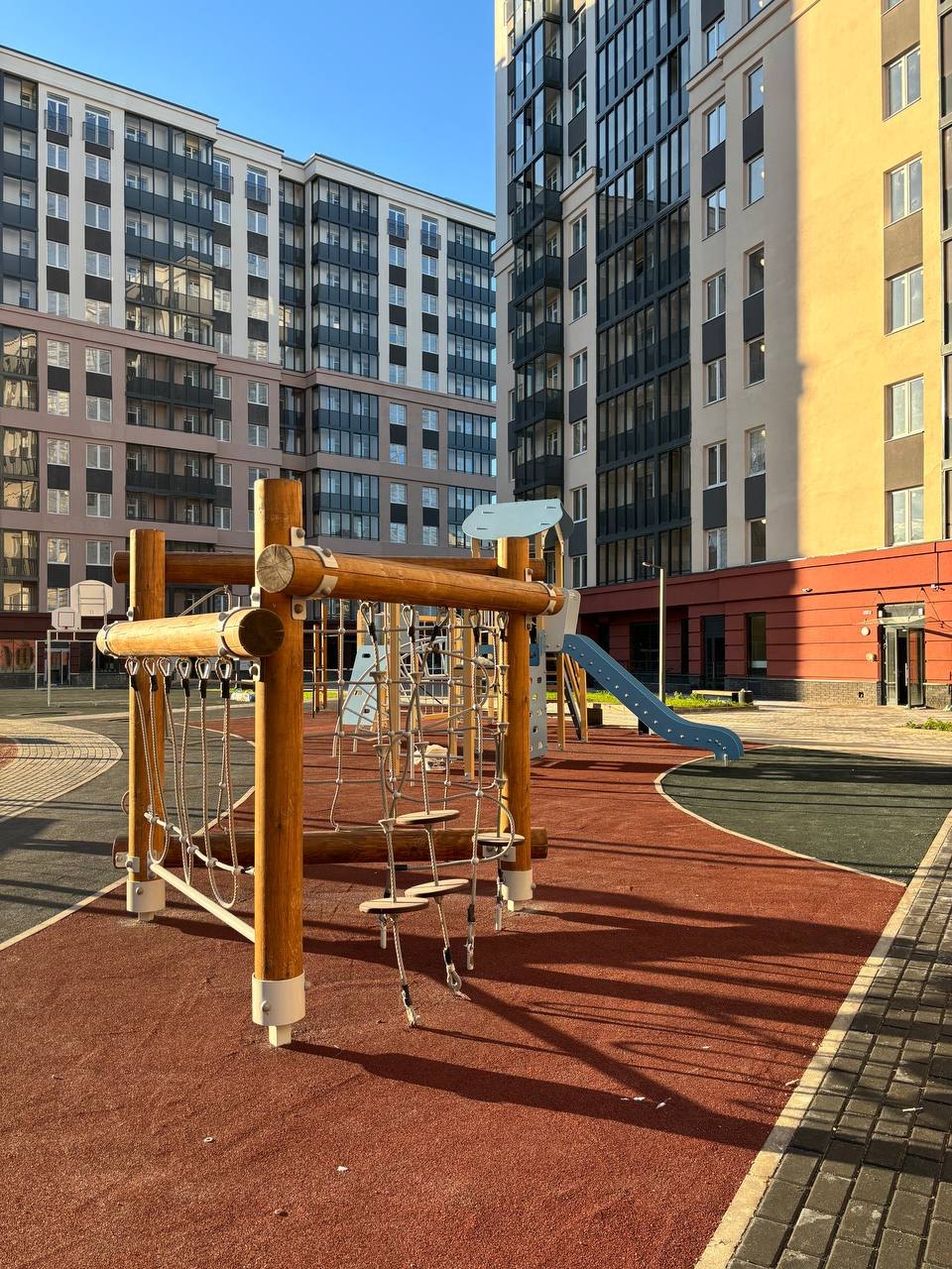Детские площадки ЖК «Id Murino II» в эко-стиле