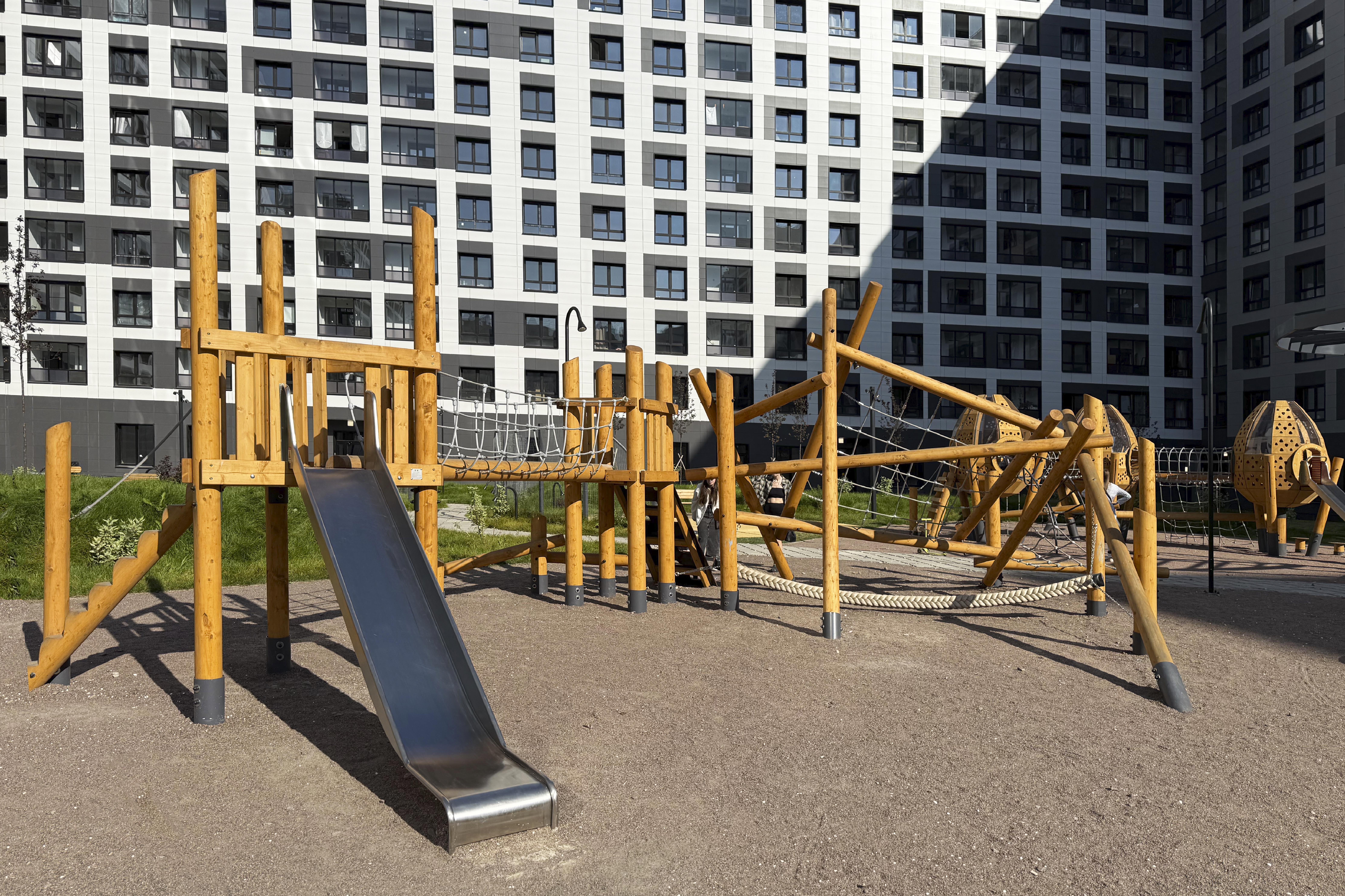 Благоустройство двора ЖК «Аквилон Leaves»