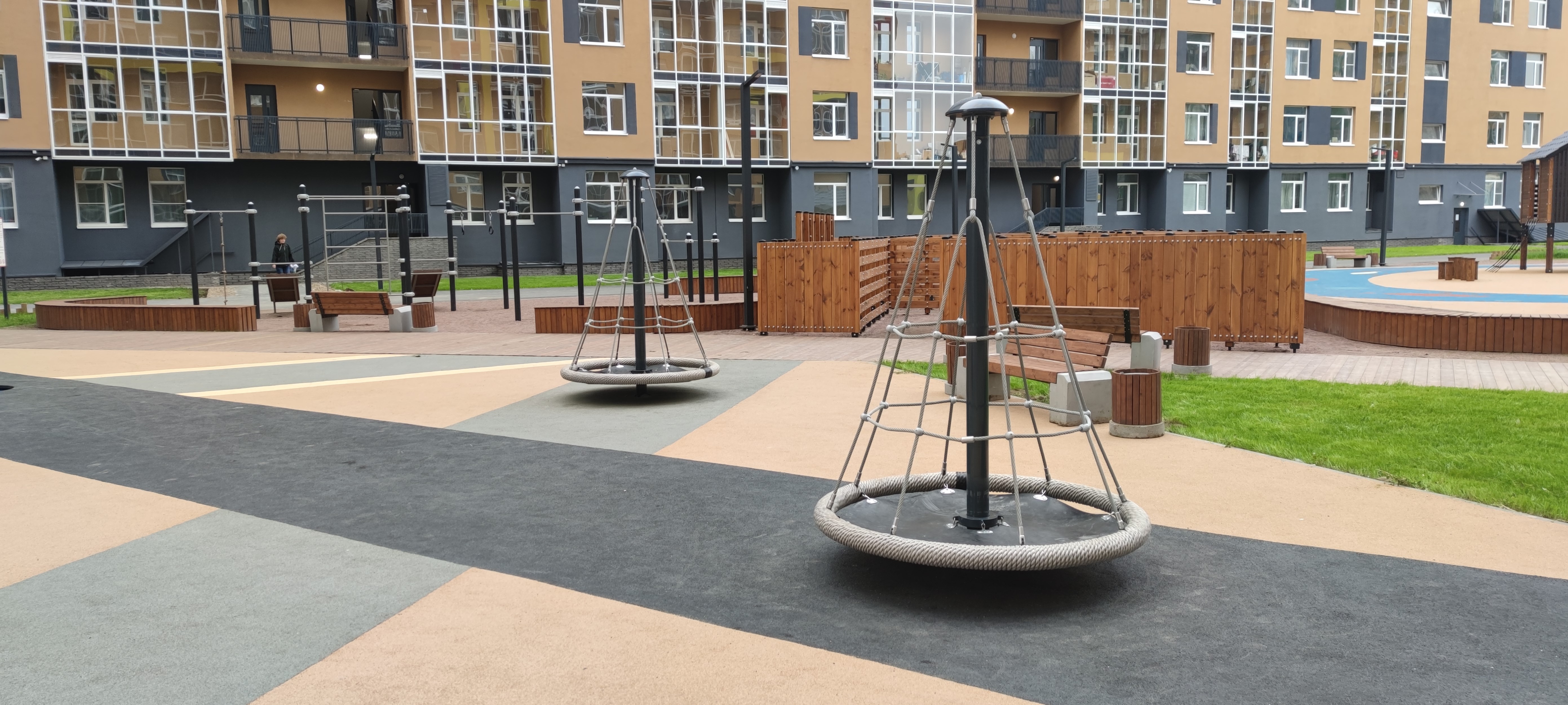 Детские площадки ЖК «Id Murino II» в эко-стиле