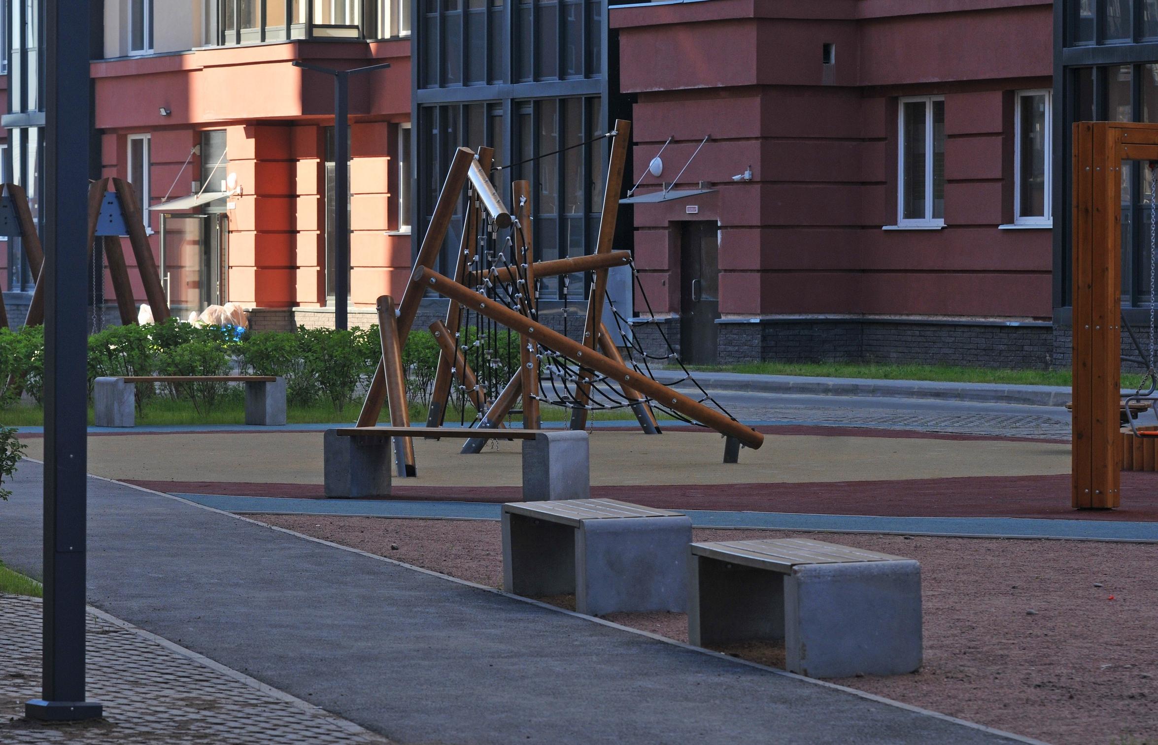 Детские площадки ЖК «Id Murino II» в эко-стиле