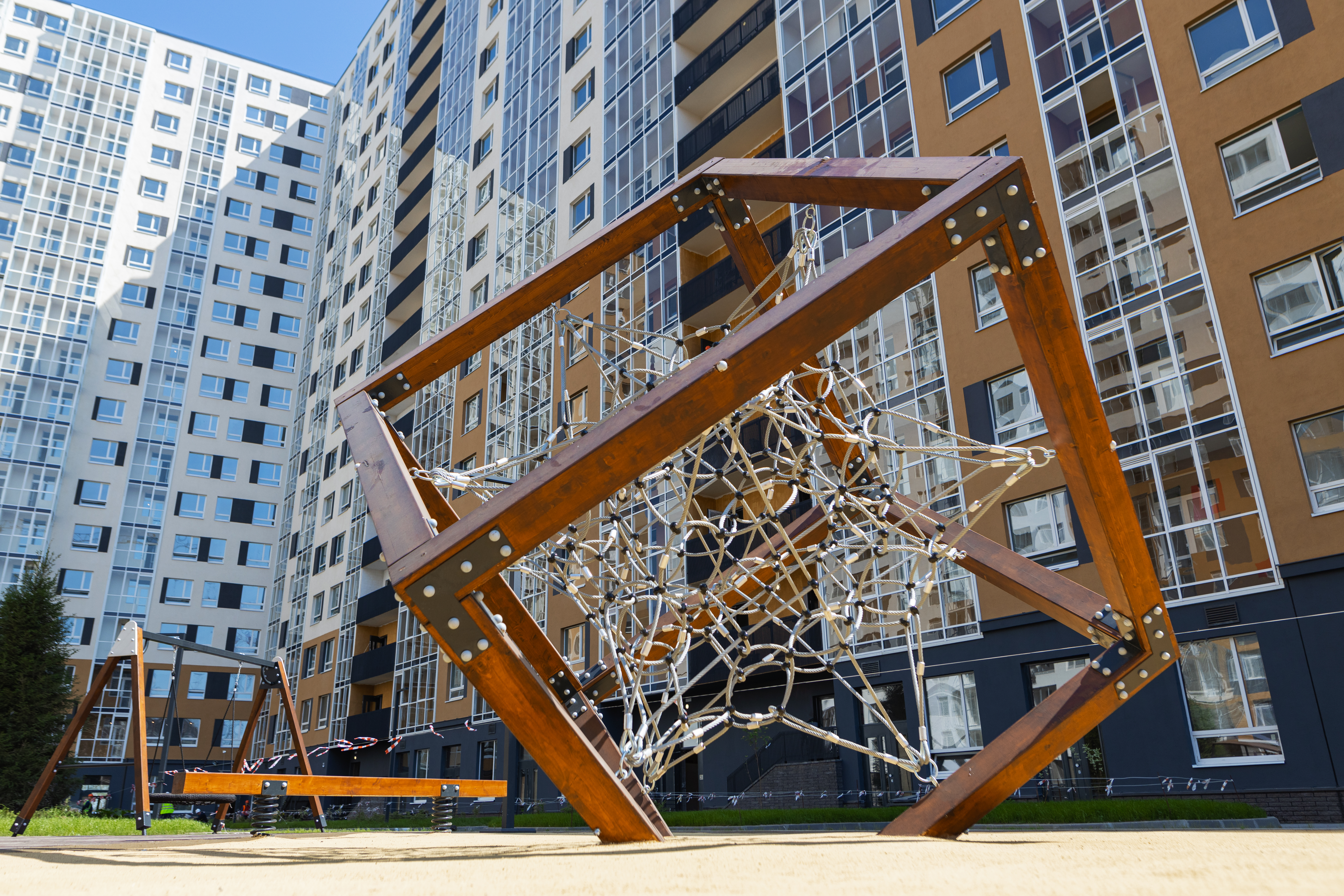 Детские площадки ЖК «Id Murino II» в эко-стиле