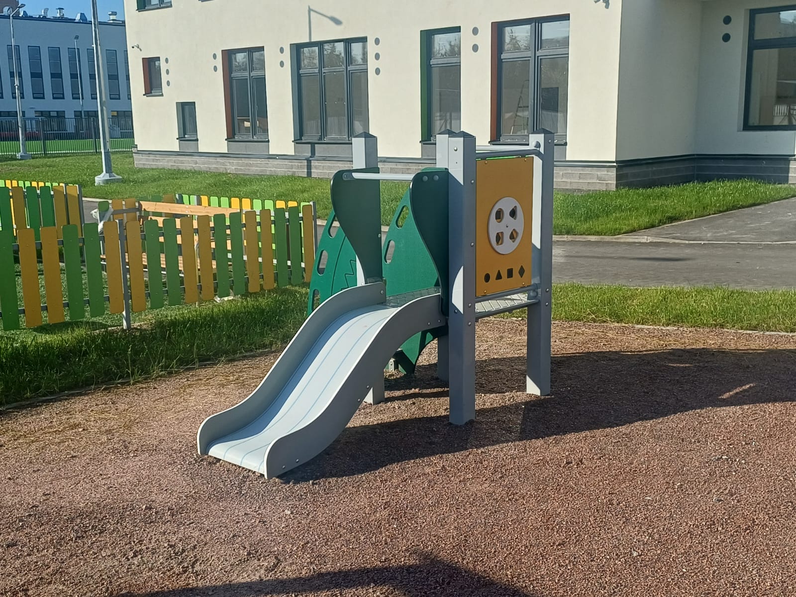Игровые площадки детсада в ЖК ЦДС «Новые Горизонты»