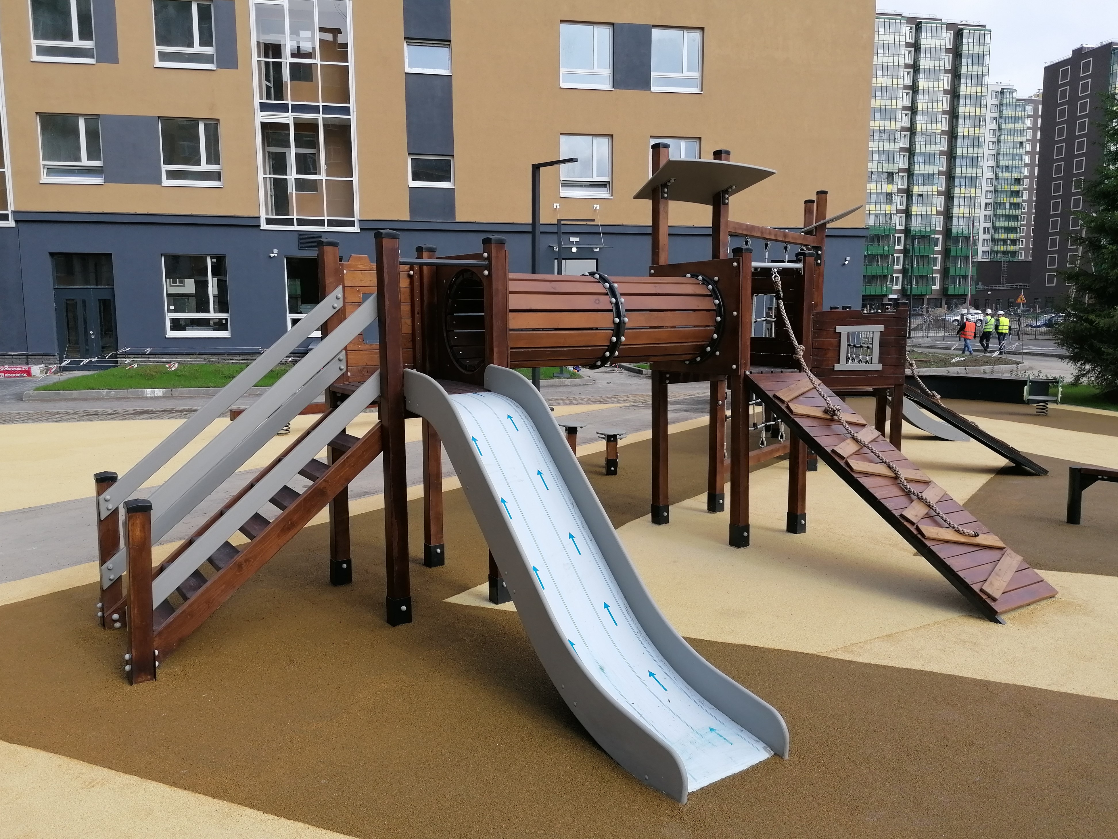Детские площадки ЖК «Id Murino II» в эко-стиле