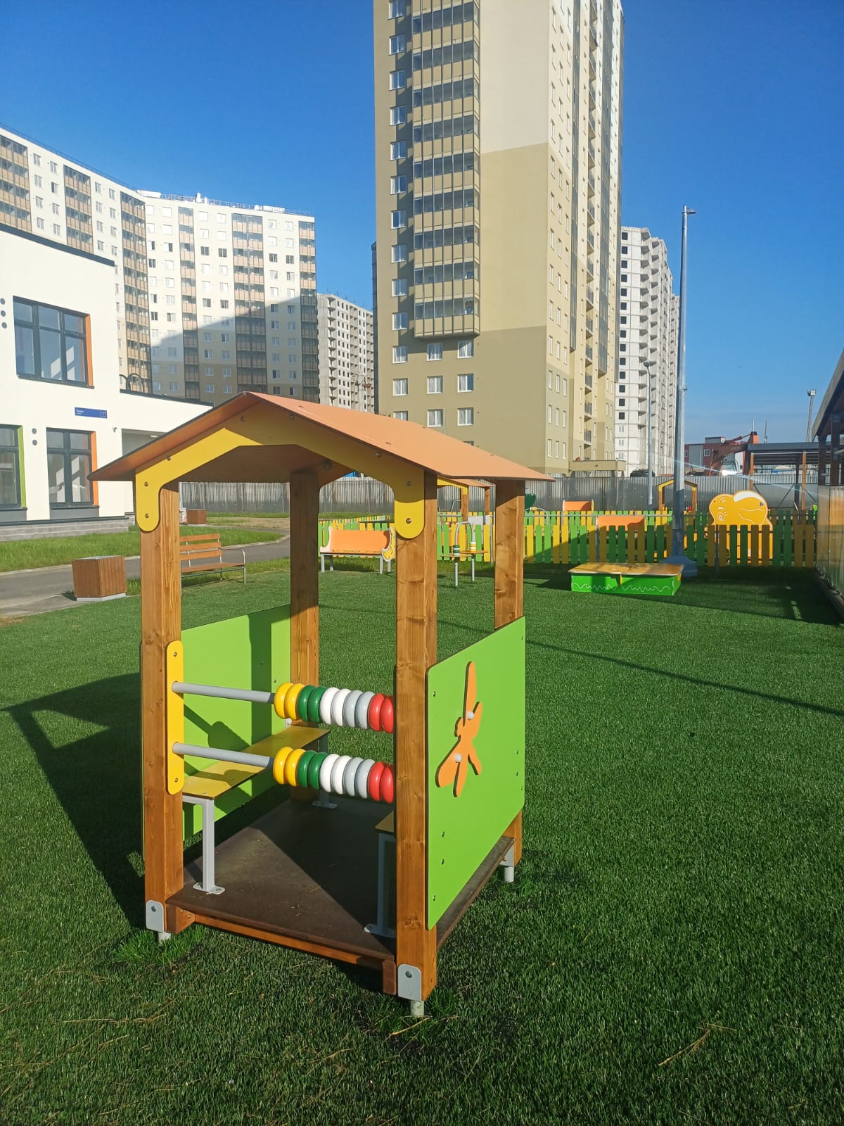 Игровые площадки детсада в ЖК ЦДС «Новые Горизонты»